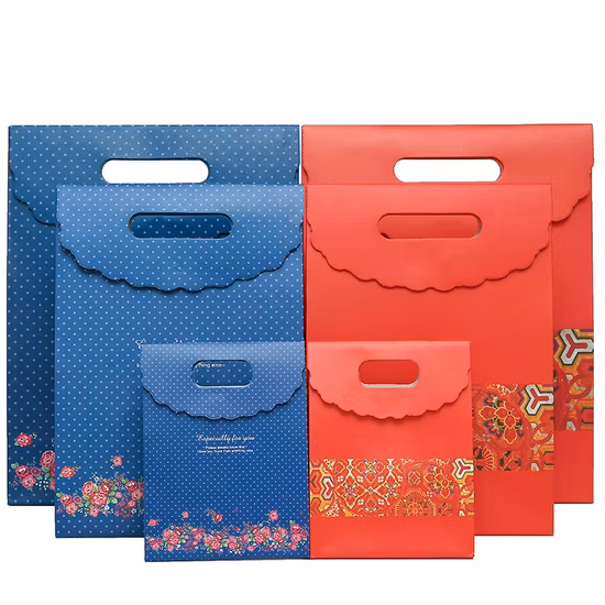 Оптовая продажа дешевые ручки моющиеся пищевые крафт-бумажные пакеты Китай производитель печать логотипа роскошная одежда обувь ювелирные изделия большая сумка подарочная упаковка бумажный мешок